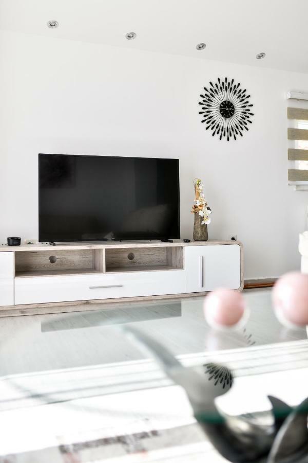 Apartman Novokmet-Crno Экстерьер фото